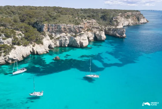 cala macarella menorca
