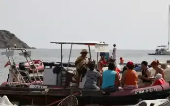excursion lancha illa den colom